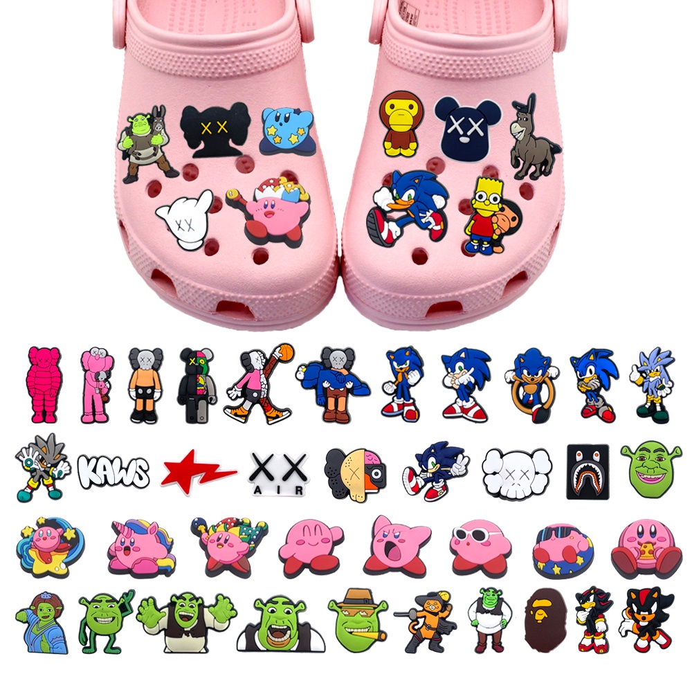Desenho Violento Urso Kirby Shrek Sonic Bonito Sapato Encanto Croc Jibz DIY  Destacável Decorar Chinelos Acessórios Sandálias Sapatos Fivela Presentes  Para Crianças
