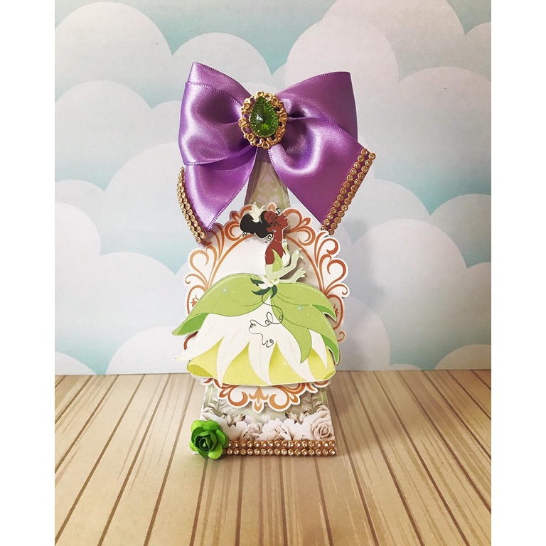 Caixa Pirâmide - a princesa e o sapo | Shopee Brasil