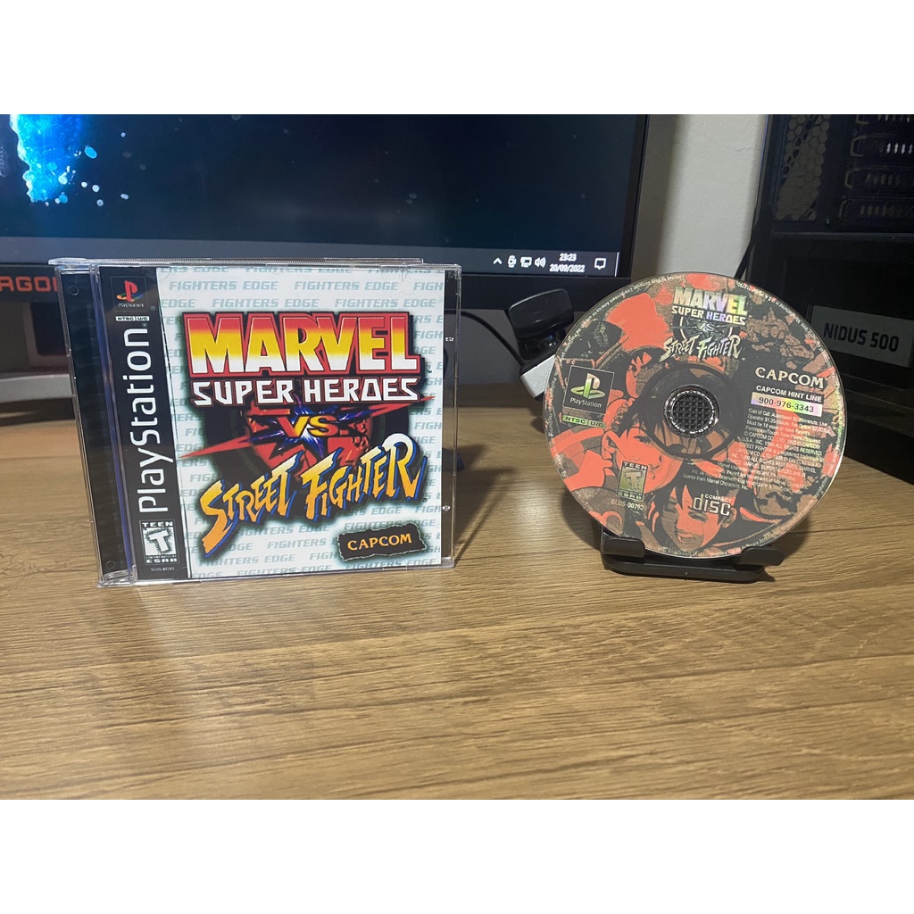 Marvel Super Heroes Vs Street Fighter Sur PS1 - Version Française (VF) - Très Bon état