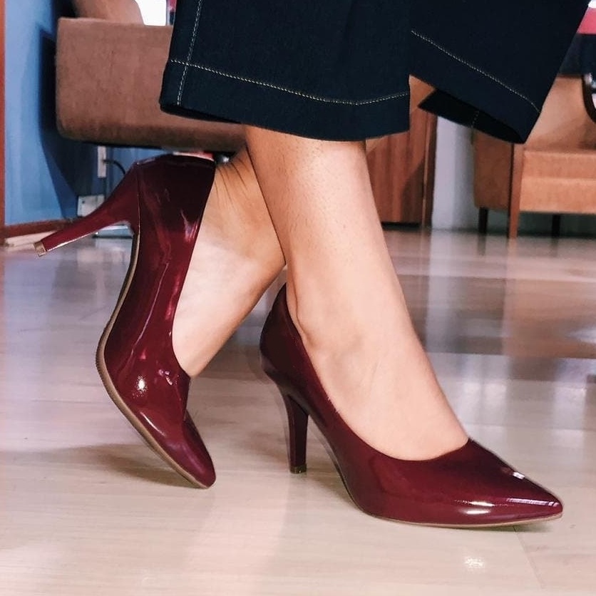 Scarpin marsala hot sale salto grosso