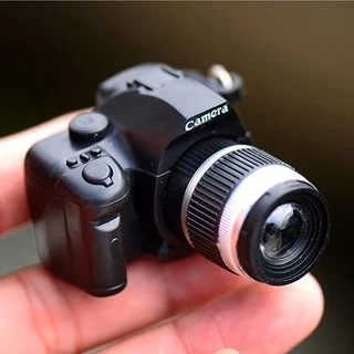 Chaveiro Mini Camera Brinquedo Criativo Realista Luz Som Flash Disparo Foto Retro Profissional Presente no