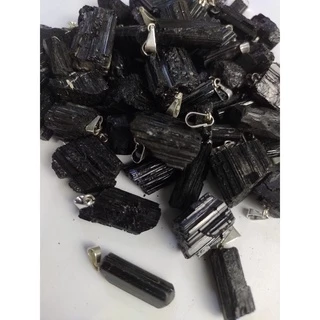 Pingente Turmalina Negra Bruta (pedra de proteção)