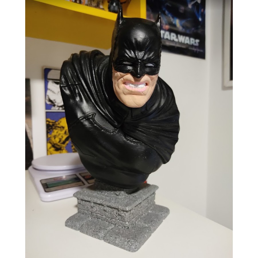 The Batman Bust (Masked Ver.)