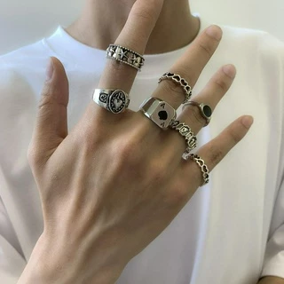 Moda Simples Conjunto de Anel Retro Simples Conjunto de Anel Preto Drip Glaze Zircon Spades Um Conjunto de Anel Coração Conjunto de 7 peças Anel de Casal