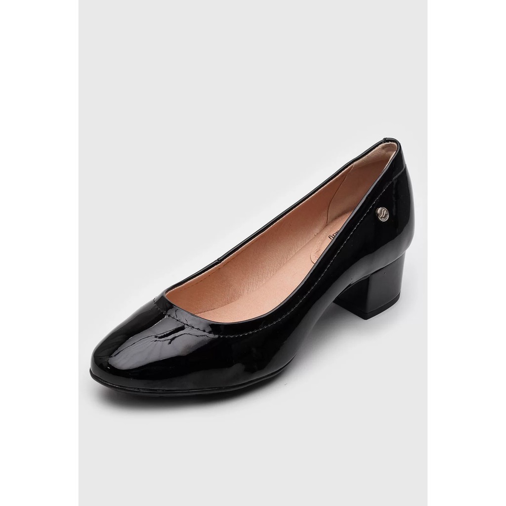 Scarpin via uno salto best sale grosso preto