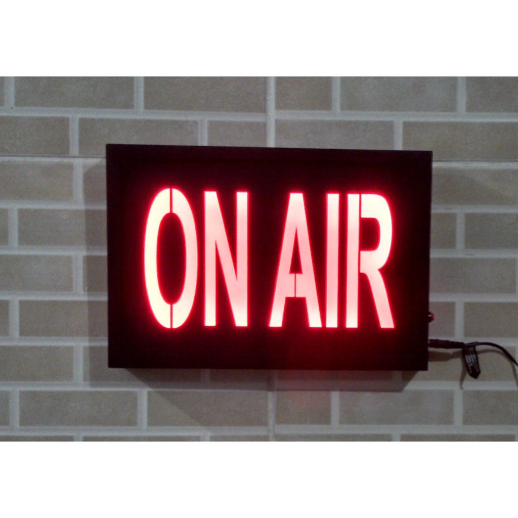 Placa ON AIR para estudio de gravação e decora~]ao