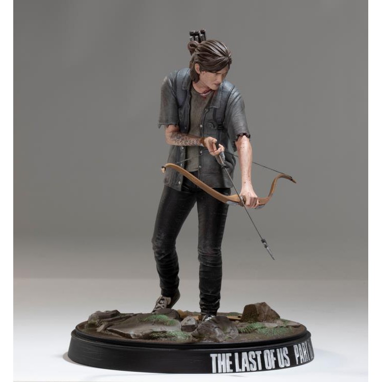 Action Figure Ellie The Last OF Us 2 - Com Arco - Dark Horse