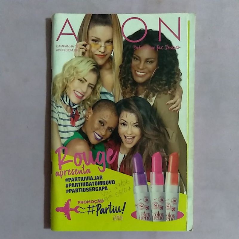 Revista Catálogo Avon - Campanha 12