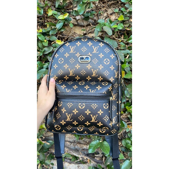 Mochila Bolsa Em Couro Reforçada Louis Vuitton Luxo Unissex Feminina  Masculina SUPER DESCONTO