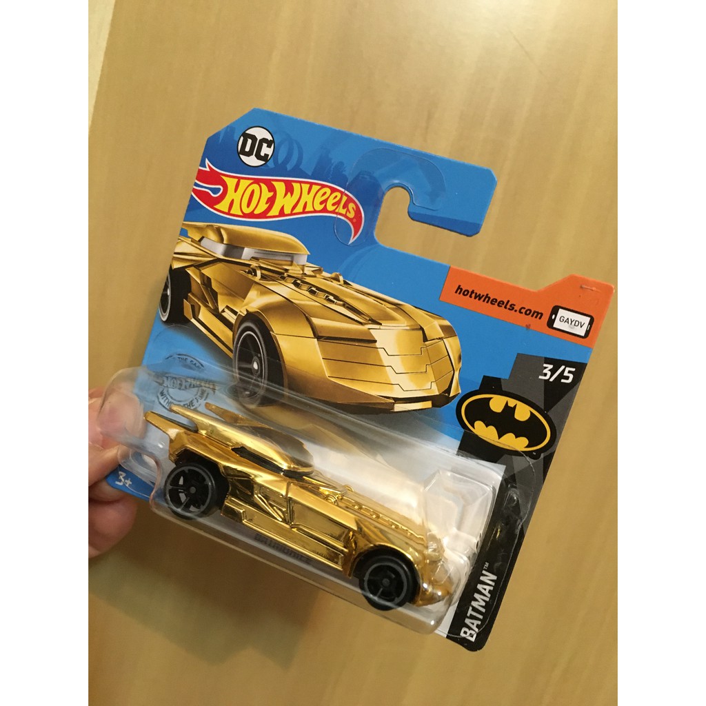 Carrinho Hot Wheels Batmóvel Dourado Batman