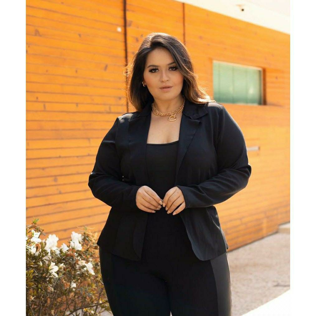 Terninho feminino store preto plus size