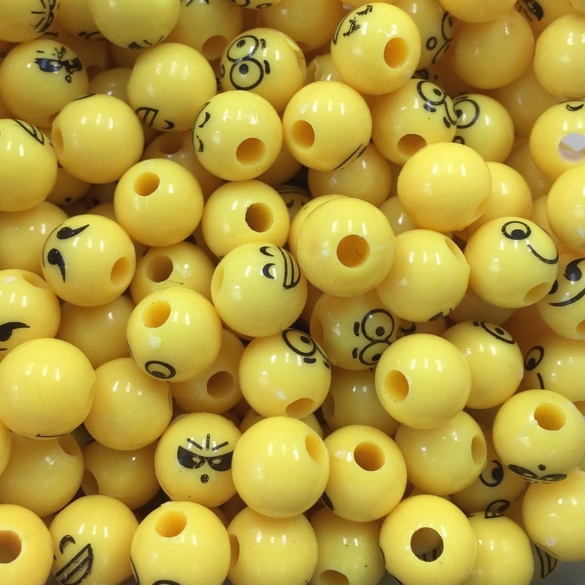 Miçanga Emoji Carinhas Divertidas Amarela 10mm Smile 30