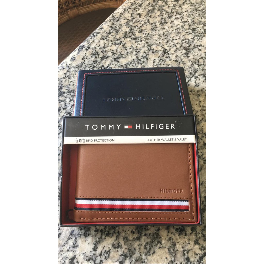 Tommy Hilfiger Carteira de couro dobrável em couro granulado azul