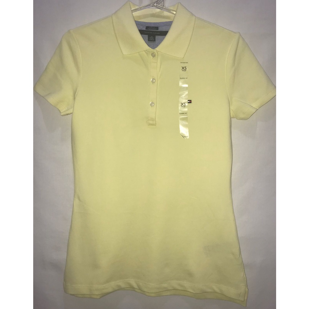 Camiseta Tommy Hilfiger Gola Polo - Feminina - Cor Amarela - Tamanho PP ...