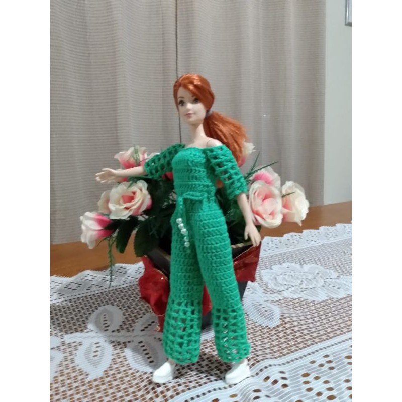 Roupa para boneca Barbie - macacão em croche