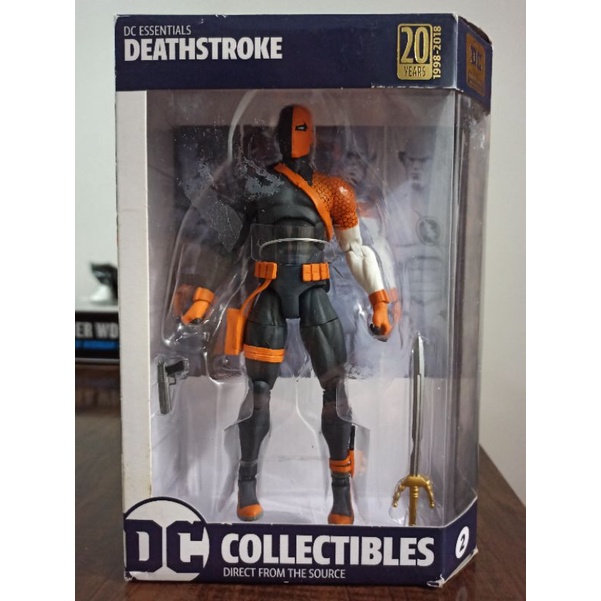 Deathstroke DC Essentials Exterminador Novo Lacrado