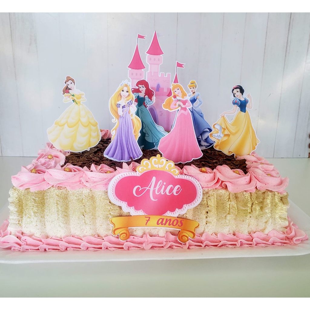 Encomendas whatsapp 985925870 Bolo das princesas Disney! 30 fatias  Cobertura chantinin…