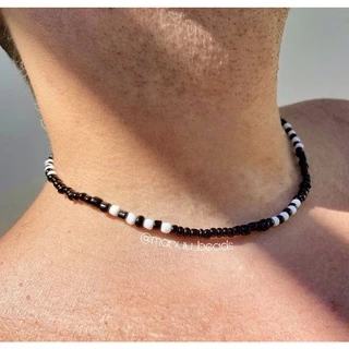 Cordão de miçangas masculino