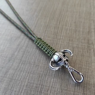 Colar VIKING de Paracord Com Mosquetão para Apito Skyrim