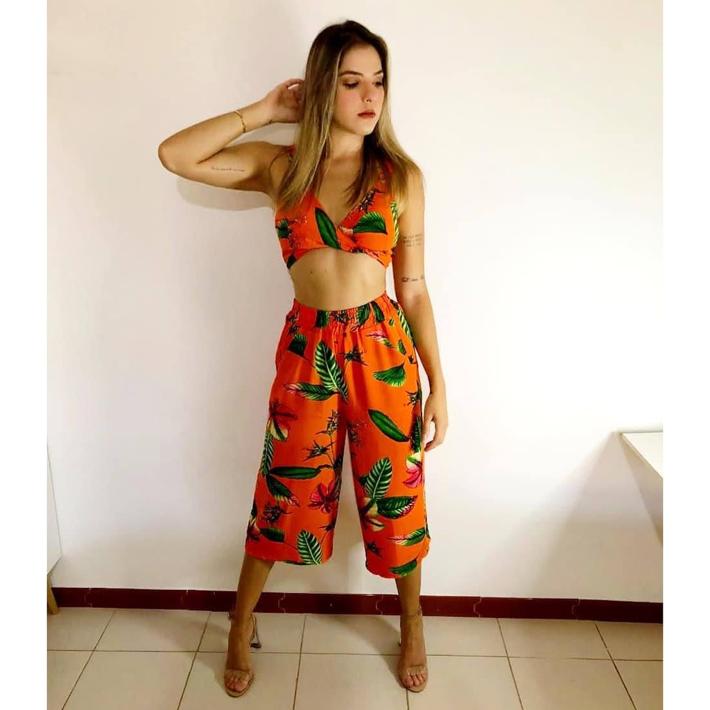 Calça pantacourt best sale com top