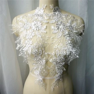 2Pcs Bordados Em Renda De Flores Applique Colarinho De Costura Patch Festa De Casamento Roupas De Noiva Artesanato De Bricolage