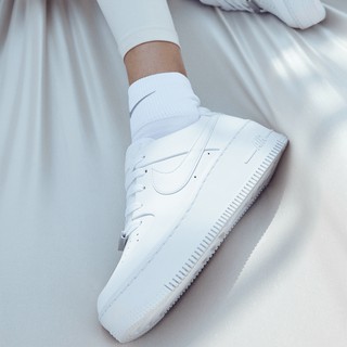 Tênis Nike Air Force todo branco unissex modinha  2020.confortável.moderninho !!!promoção + brinde + (frete grátis ) !