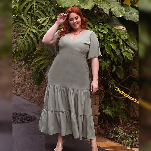 Vestidos plus store size no bras