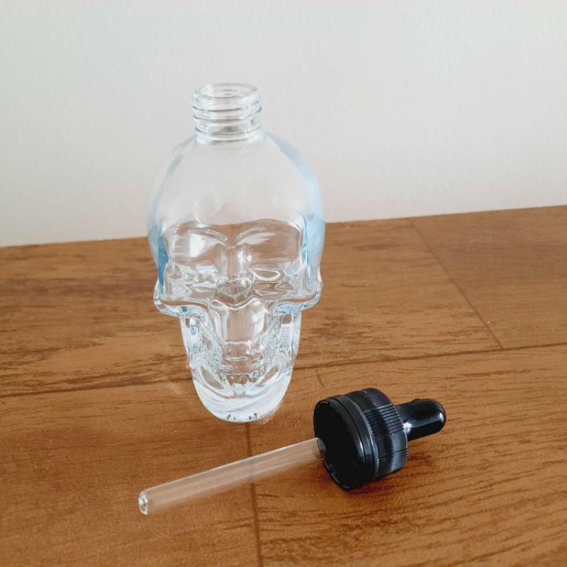 1 ou 2 Vidros caveira 100ml/170ml com conta gotas.