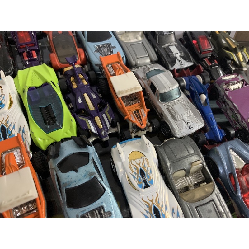 Sucatinhas HOTWHEELS