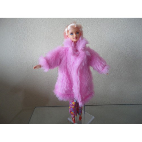 Casaco De Pele Luxo Para Boneca Barbie Fr Dg Roupa 11