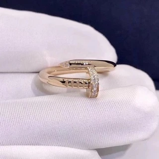 Design de pregos diamantados de alta qualidade Anel de ouro 18K revestido a aço titânio Anel de ouro Fashionable Exquisite Ring Girl Jewelry