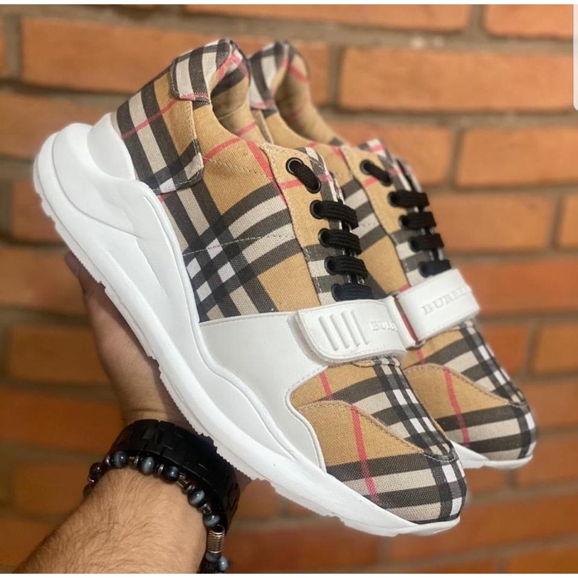 Burberry tenis 2025