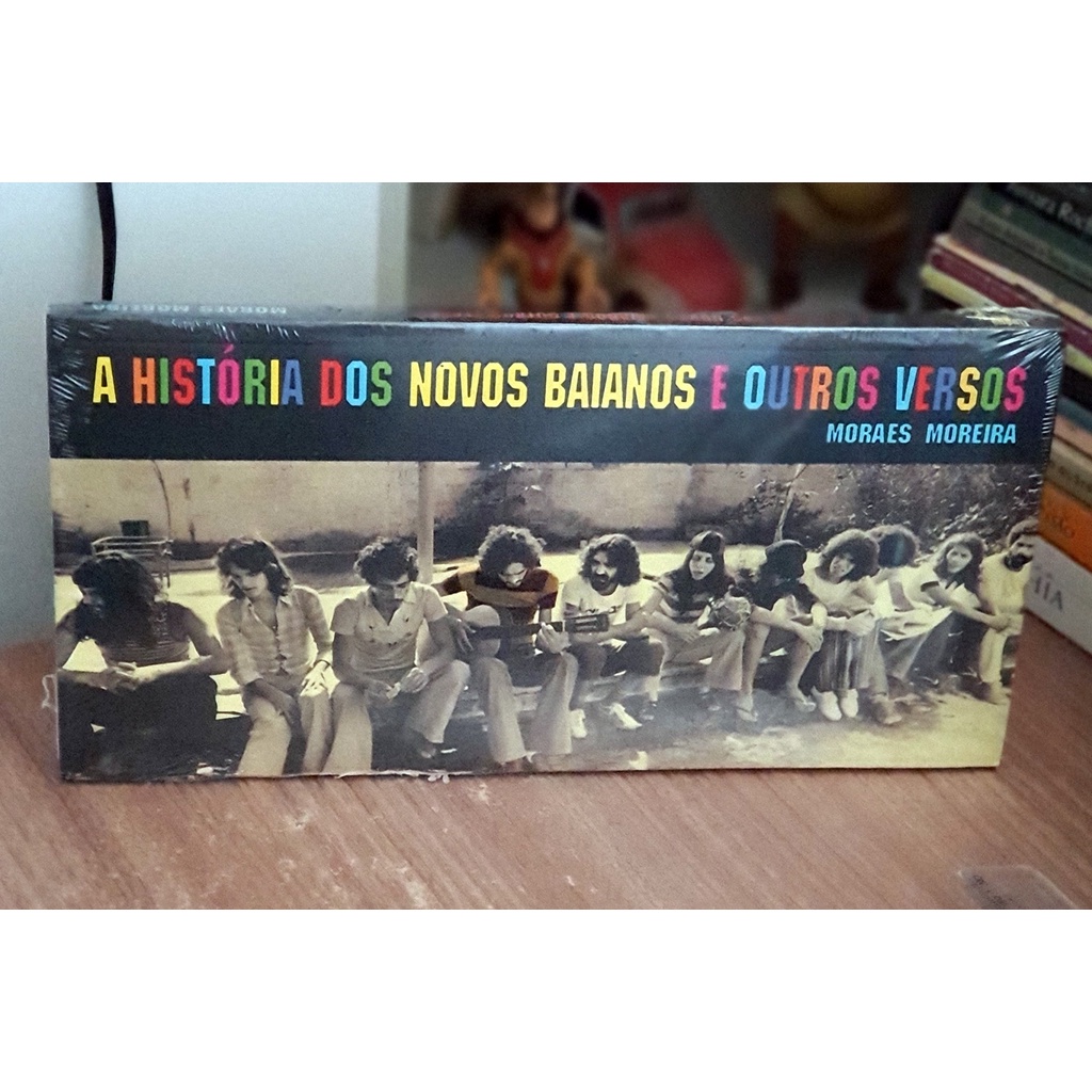 Amazon.com: Historia Dos Novos Baianos E Outros Versos