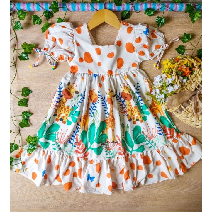 Vestido infantil de seda hot sale estampada