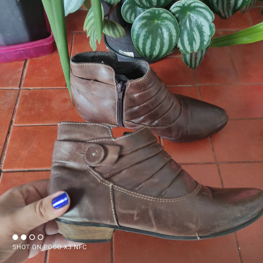 Bota cano sales curto usada