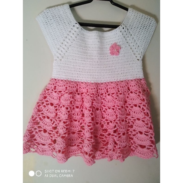 Vestido rosa Cléa5 de crochê para princesas de 1 a 2 ano . 