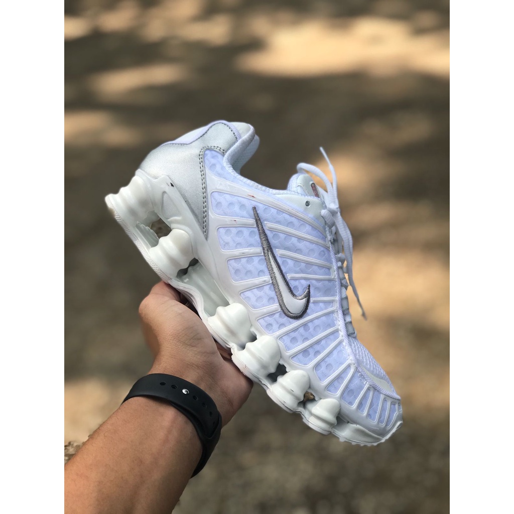 Nike shox sales taille 39