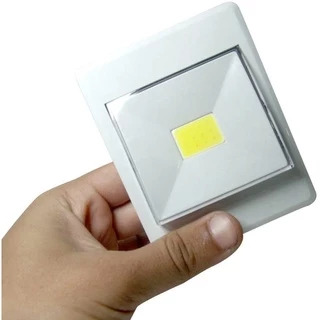 Luminária De Led Emergência Quadrada Sem Fio Imã Pilha Parede