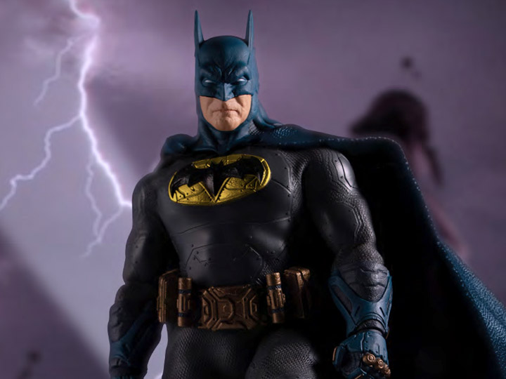 Mezco DC Comics One:12 Batman (Supreme Knight) PX | Shopee Brasil