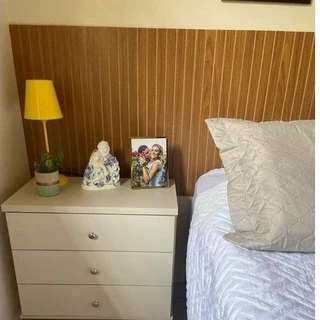 Cabeceira Painel Ripado, Cama Solteiro, Casal, Queen e king Size, Box, cada placas com 15x68Cm LxA Auto colantes