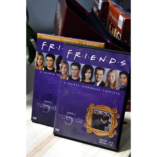 BOX FRIENDS - Dvd - Coleção 40 Discos Red Box Set Extras | Shopee Brasil
