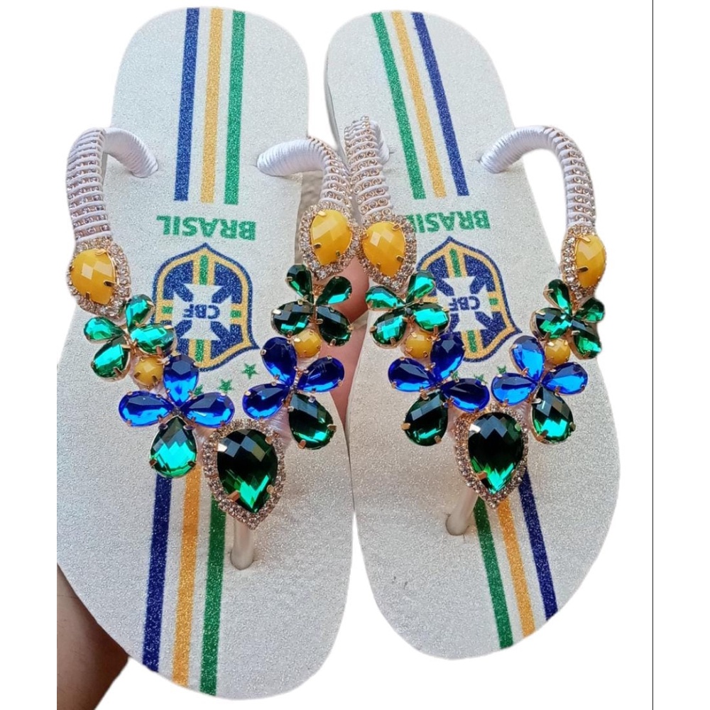 Chinelo Havaianas Bordado Customizado Personalizado Brasil Pedraria