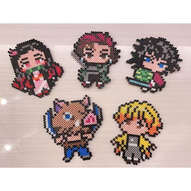 Kimetsu no Yaiba (Demon Slayer) Ímã ou Chaveiro - Pixel Art/ Hama Beads