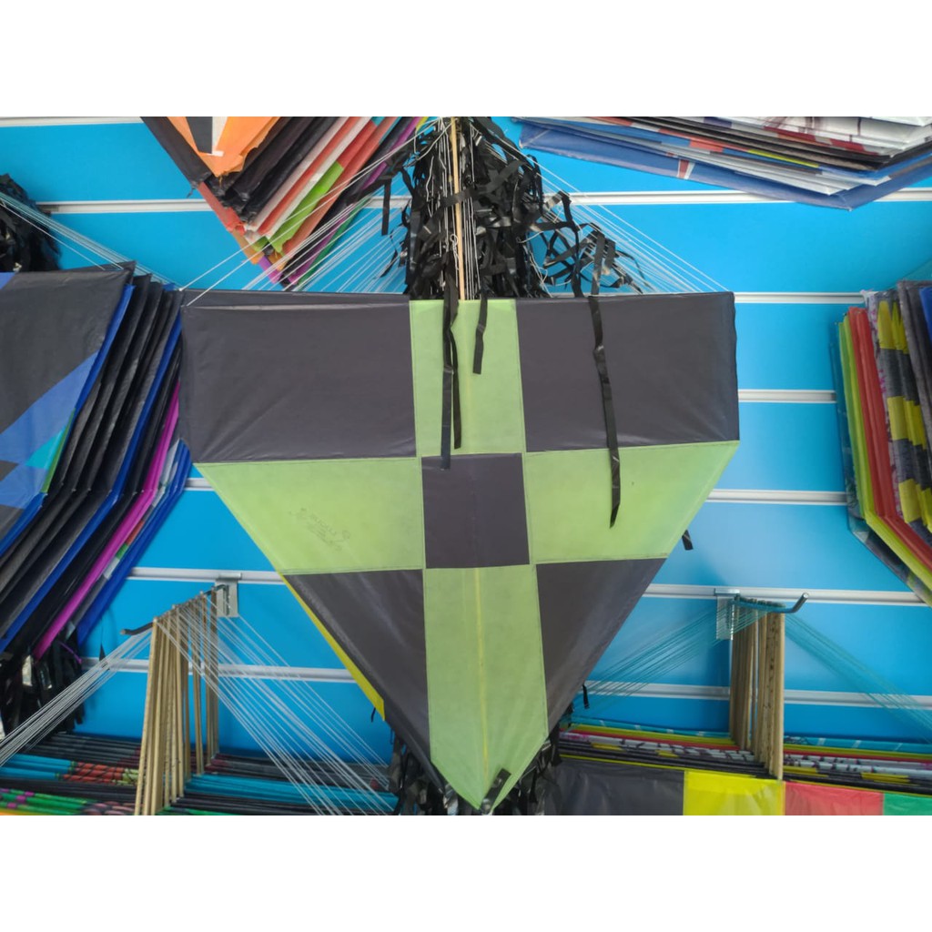 kit 10 pipas de 55 cm com rabiola diversos modelos | Shopee Brasil