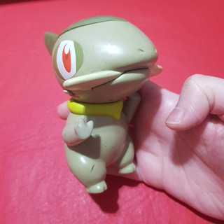 Boneco miniatura Axew Nitendo Pokemon mcdonalds 2012 - Desapegos