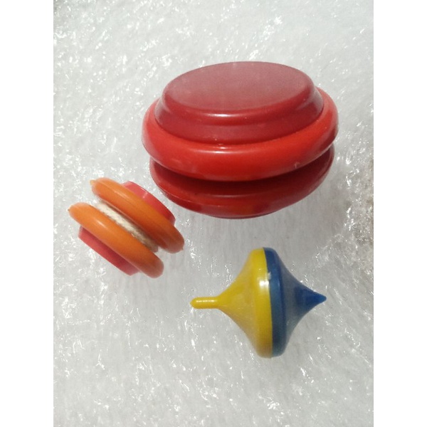 Ioiô De Brinquedo Clássico Io Io Infantil Yoyo Antigo Retrô no Shoptime