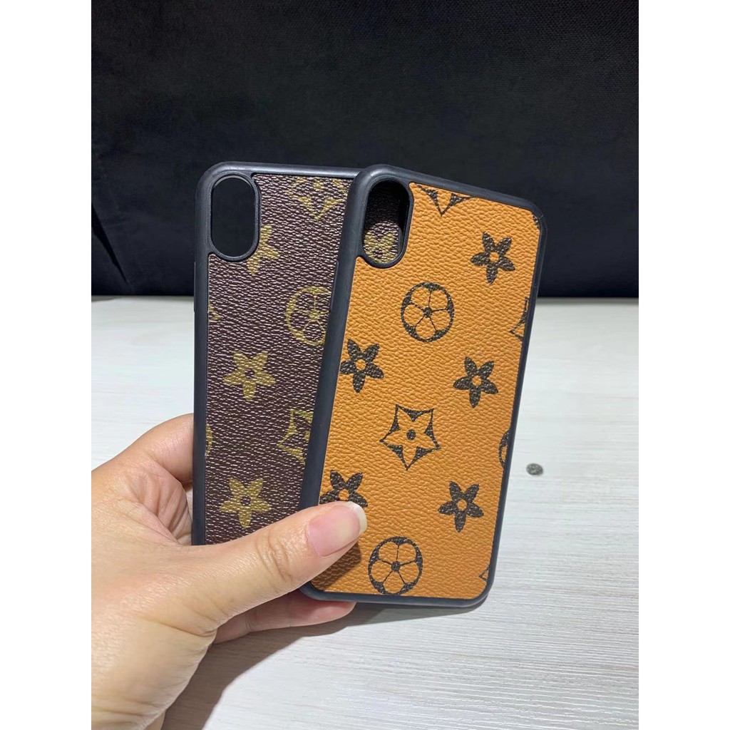 Louis Vuitton Capa de porta-malas para iPhone X ou XS com monograma reverso  para celular Couro ref.590854 - Joli Closet