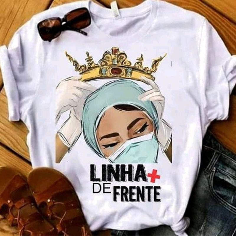 Camiseta Enfermagem Linha de frente enfermeira coroa