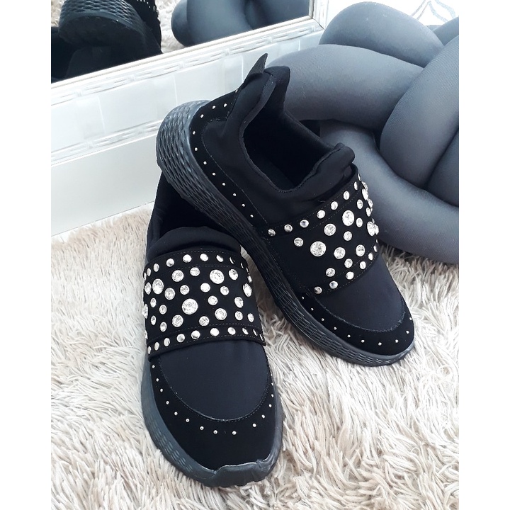 Slip on best sale feminino com pedras