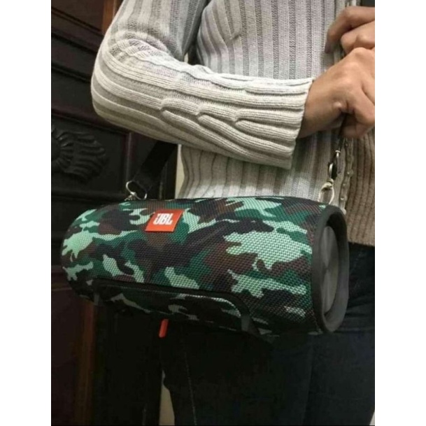 Caixa de som JBL XTREME grande 30 cm , alça , Rádio , Bluetooth